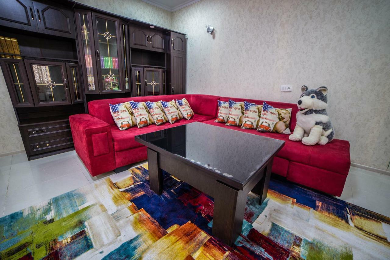 Guest House Theodora Koutaïssi Extérieur photo