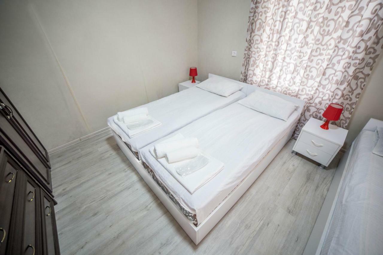 Guest House Theodora Koutaïssi Extérieur photo